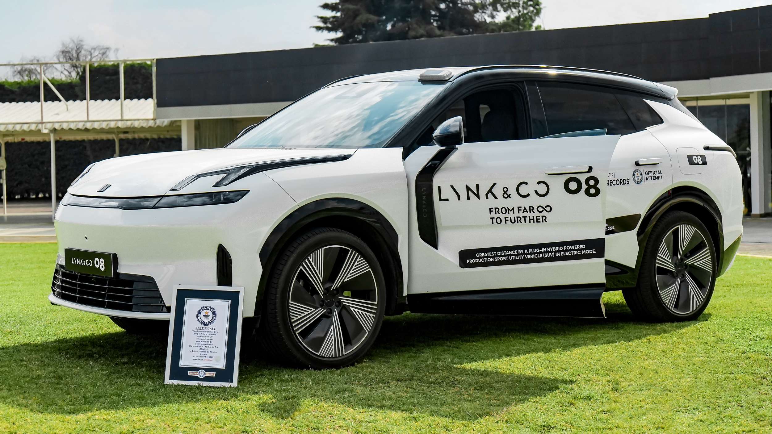 Lynk___Co_08___Certificate_71f7bc.jpg